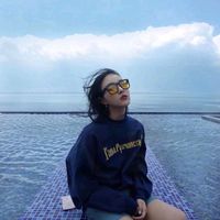 微信女生头像我也想深夜买醉，说爱你好累