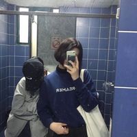 微信女生头像我也想深夜买醉，说爱你好累