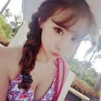 大学生甜美校花微信头像 你是一道美丽的风景线