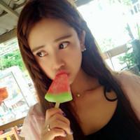 大学生甜美校花微信头像 你是一道美丽的风景线