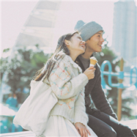 微信情侣头像不离不弃，未来让我守护你。