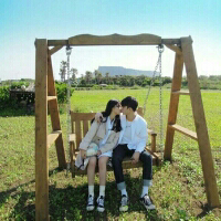 微信情侣头像不离不弃，未来让我守护你。