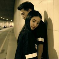 微信情侣头像不离不弃，未来让我守护你。