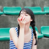 微信女生头像痴人痴心终是一场梦