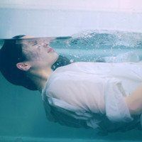 微信女生头像痴人痴心终是一场梦