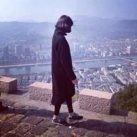 微信情侣头像你可以喜欢我少一点，但要爱我久一点。