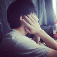 微信情侣头像你可以喜欢我少一点，但要爱我久一点。