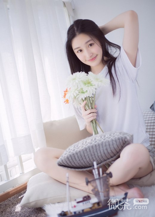 唯美清纯校园女神微信高清图片 芳年华月