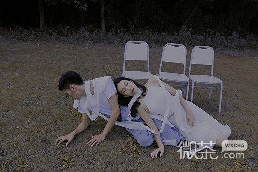 小情侣一对幸福爱情微信高清图片 你眼睛很美不适合流泪