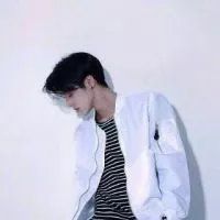 微信情侣头像陪我笑 跟你浪