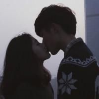 微信情侣头像陪我笑 跟你浪