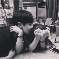 微信情侣头像陪我笑 跟你浪