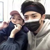 微信情侣头像陪我笑 跟你浪