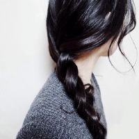 微信女生头像愿余生有人鲜花怒马 陪你看烈焰繁花