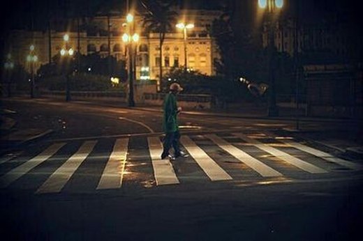 唯美意境黑夜微信高清图片 一个人的夜