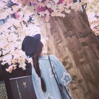 微信女生头像愿余生有人鲜花怒马 陪你看烈焰繁花