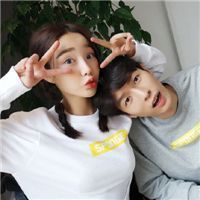 微信情侣头像 在对的时间遇见你