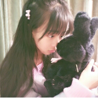 微信女生头像唯美侧脸长发飘飘最新版 她只是个小小的女孩