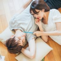 微信情侣头像 在对的时间遇见你