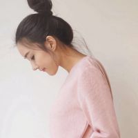 微信女生头像 谁的心 谁独自悲伤。