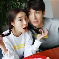 微信情侣头像 在对的时间遇见你