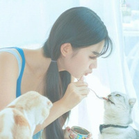 微信女生头像唯美侧脸长发飘飘最新版 她只是个小小的女孩