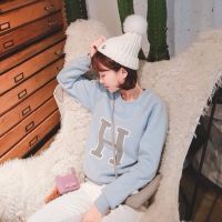 微信女生头像 谁的心 谁独自悲伤。