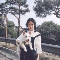 微信女生头像 谁的心 谁独自悲伤。