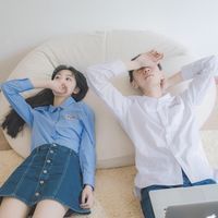 微信情侣头像 在对的时间遇见你