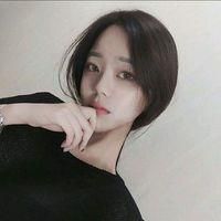 微信女生头像转身回首、半世苍凉