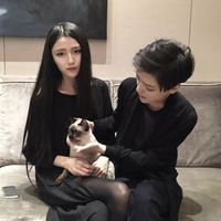 微信情侣头像余生好长，你好难忘