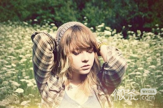 欧美唯美女生微信高清图片 闭眼聆听