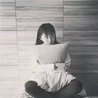 微信情侣头像我讨厌你，但我放不下你。