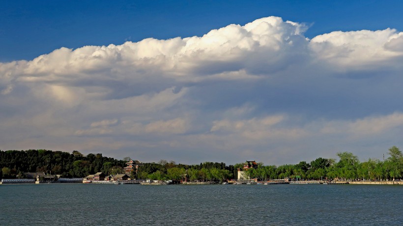 颐和园风景微信高清图片 蓝天白云