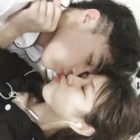 微信情侣头像 可能时光刚刚好你眼角带笑