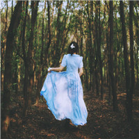 微信迷幻森林欧美头像冷艳霸气 恨得太深也不能让自己有伤痕