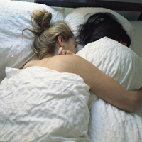 浪漫恩爱情侣贴吧两个人拥抱的头像图片大全唯美