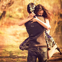 浪漫恩爱情侣贴吧两个人拥抱的头像图片大全唯美