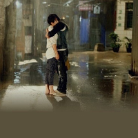 浪漫恩爱情侣贴吧两个人拥抱的头像图片大全唯美