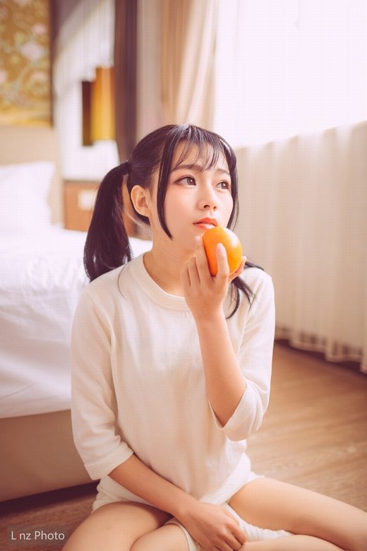 唯美漂亮女孩微信图片 校园风