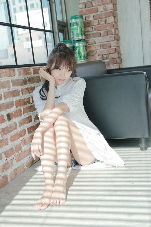 唯美漂亮女孩微信图片 校园风