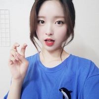 自拍青春靓女微信唯美头像