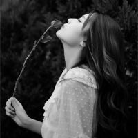 微信女生头像 微风轻轻起，我好喜欢你