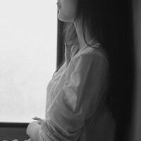 一左一右情侣一对意境微信头像