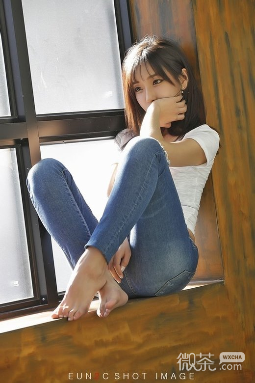 唯美清纯漂亮女生微信高清图片 淡妆浓抹