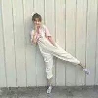 微信女生头像 有个爱你的人不容易 要记得珍惜