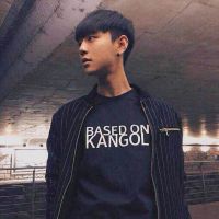 微信男生头像说书人: 白墨
