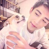 微信男生头像说书人: 白墨