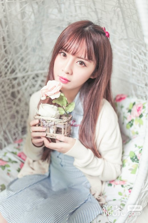 唯美清纯可爱女孩微信图片 与世无争