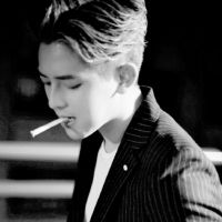 微信男生头像说书人: 白墨